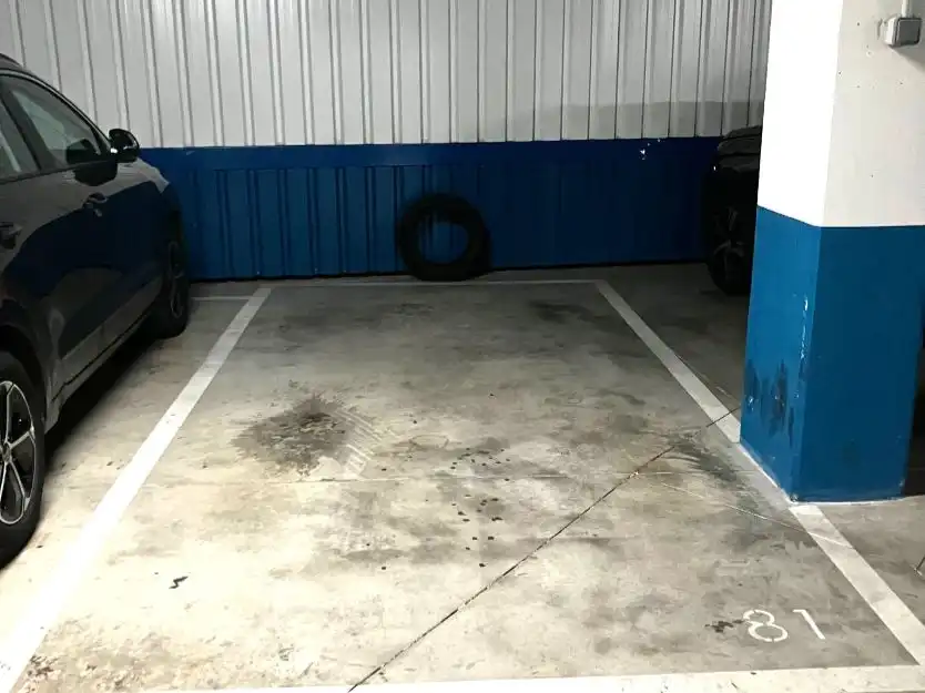 Parking of Garage for rent in Madrid  with Alarm