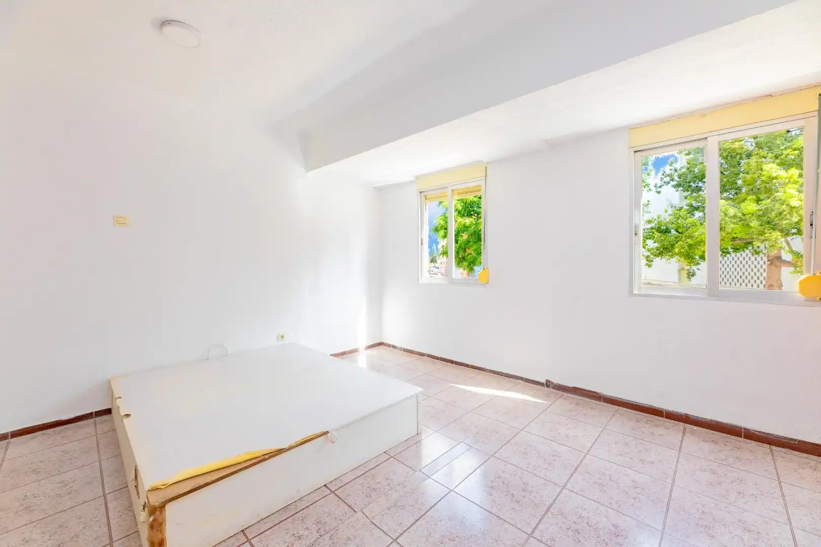 Flat for sale in Alboraya  with Air Conditioner and Alarm