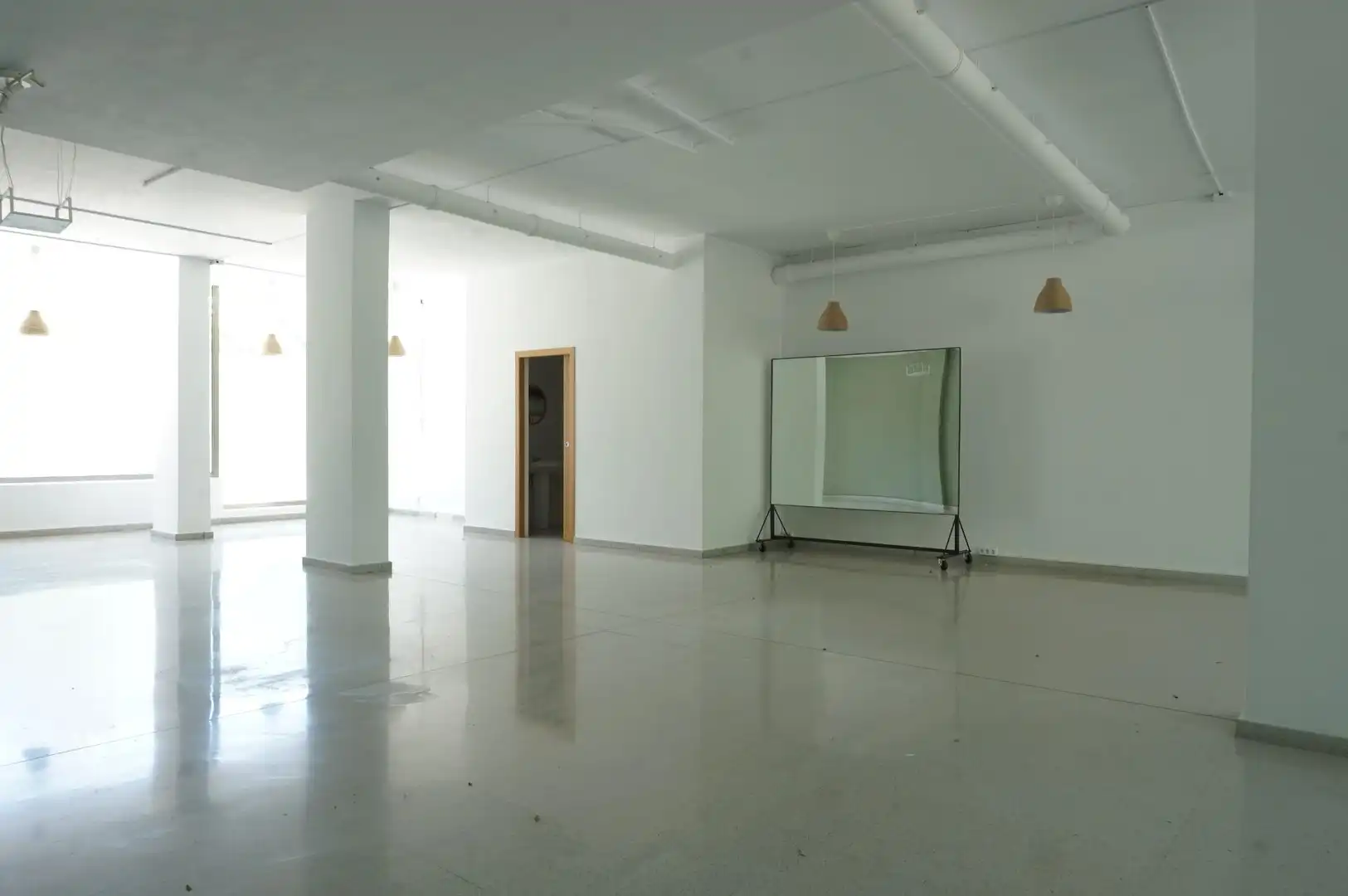 Local comercial en venta en Carrer ERNEST LLUCH, D', imagen 3