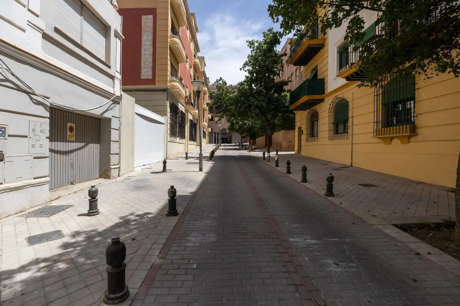 Vista exterior de Pis en venda en Granada amb Aire condicionat, Calefacció i Terrassa
