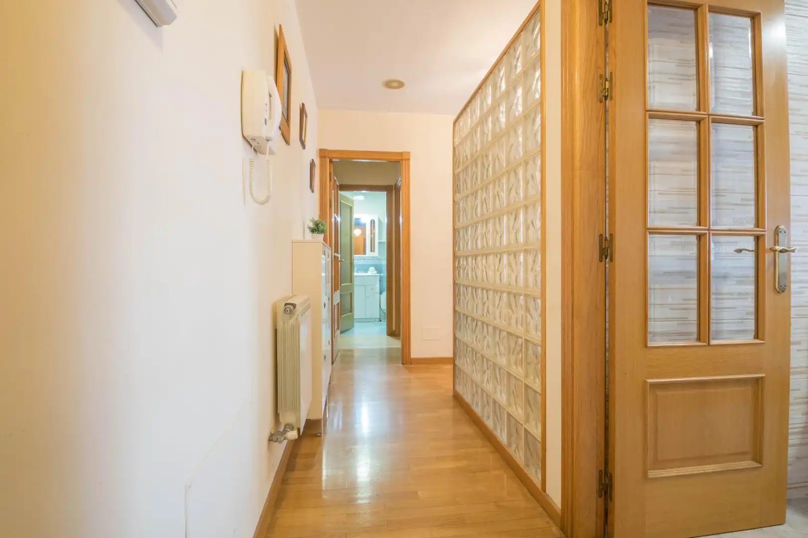 Wohnung zum Verkauf in Culleredo mit Heizung, Parkett und Abstellraum