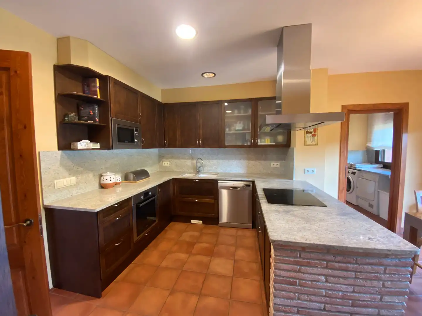 Cocina de Casa o chalet en venta en Mont-ras con Aire acondicionado, Calefacción y Jardín privado