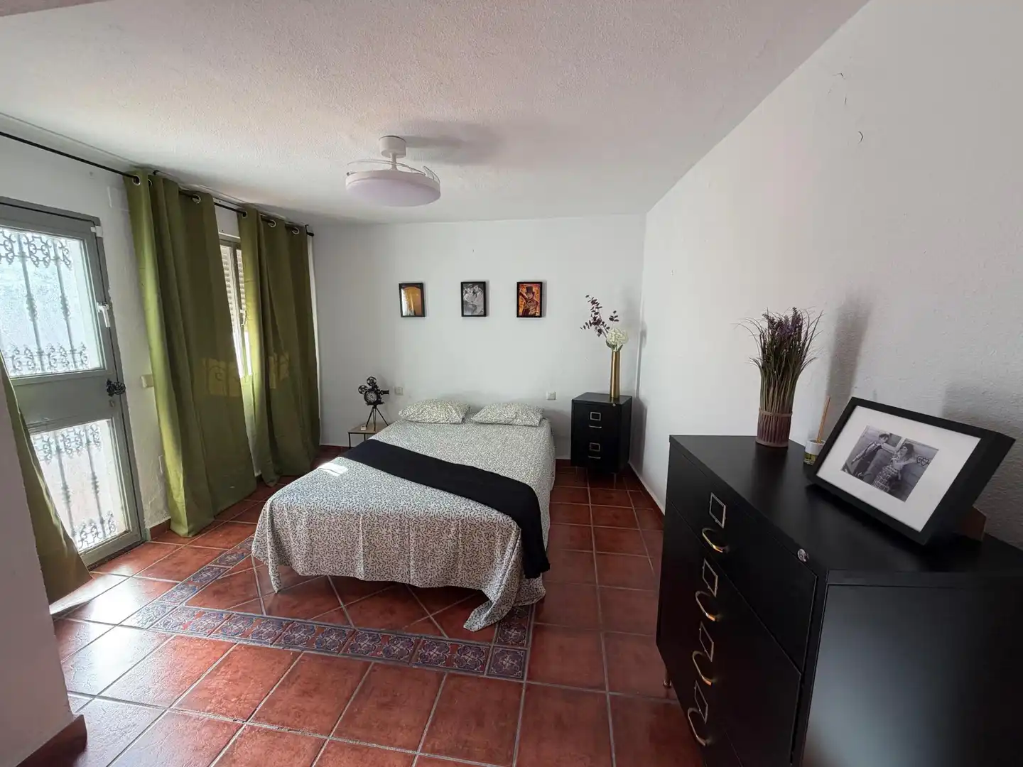 Habitación de Casa o chalet de alquiler en Rincón de la Victoria con Terraza, Trastero y Amueblado