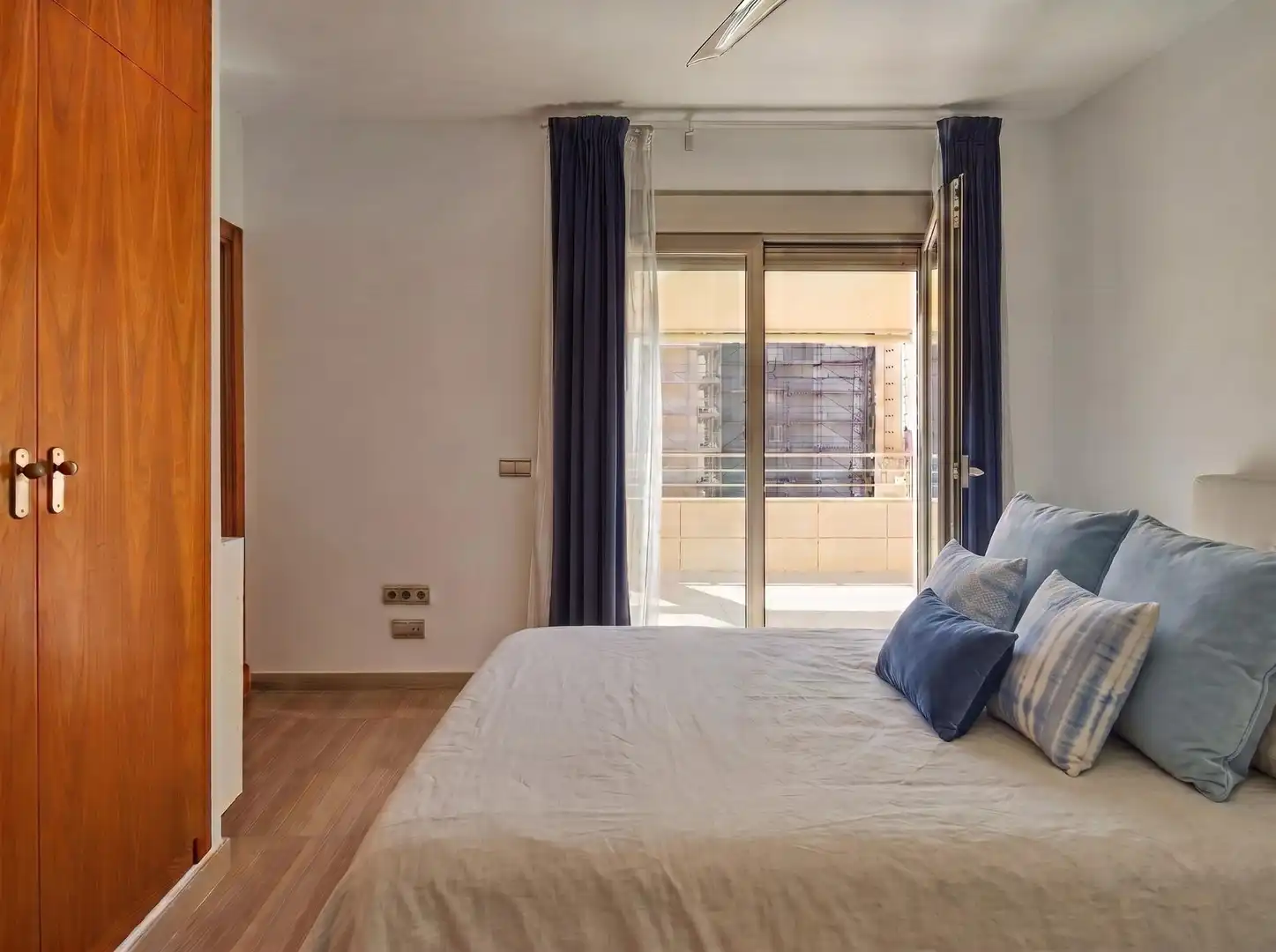 Dormitori de Àtic en venda en Cádiz amb Aire condicionat, Terrassa i Traster