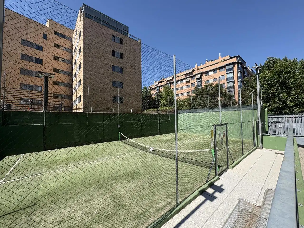 Parking de Piso en venta en Madrid con Aire acondicionado, Calefacción y Terraza