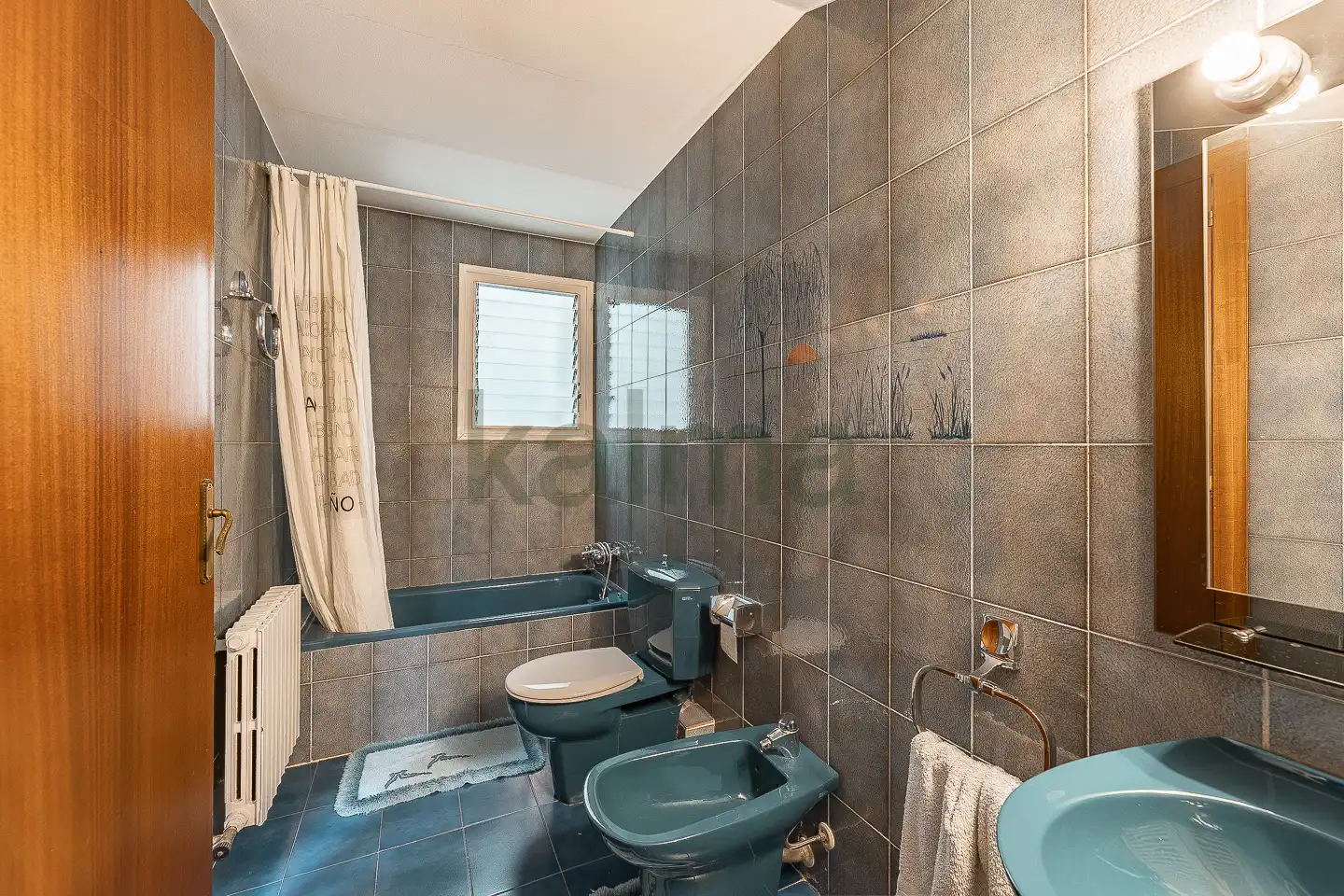 Bathroom of Detached homes for sale in Terrassa  with Air Conditioner, Heating and Private garden
