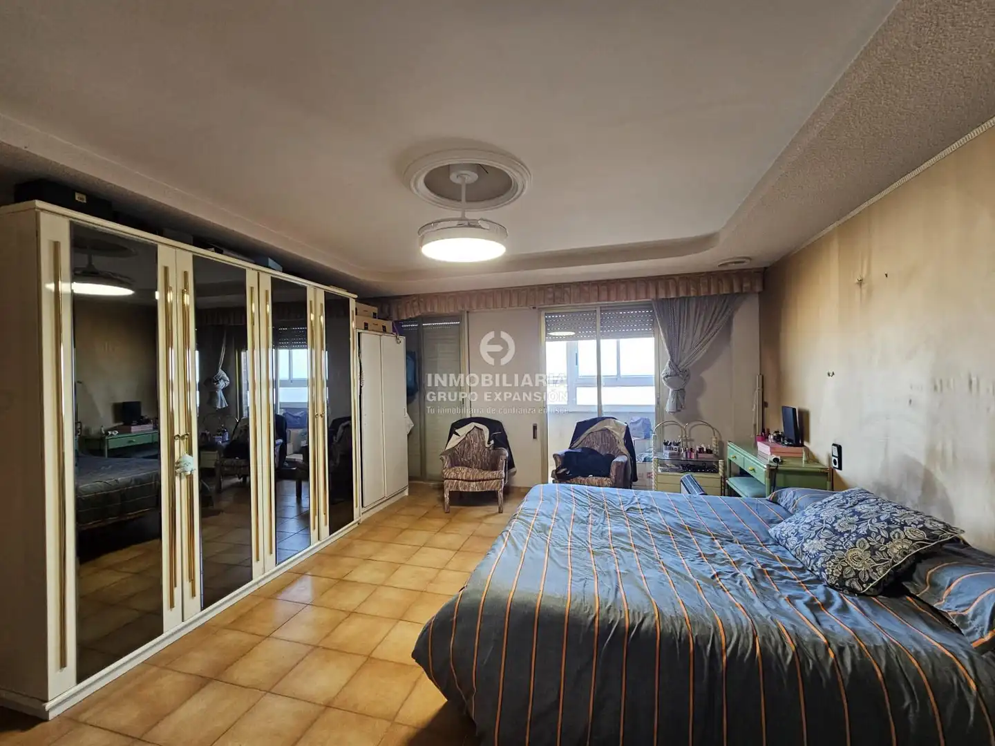 Habitación de Piso en venta en Novelda con Balcón