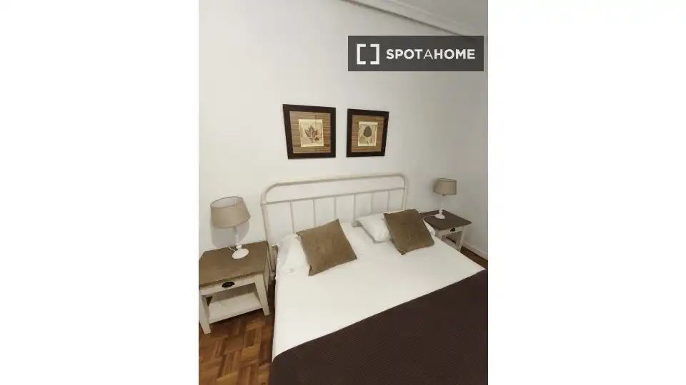 Room in Numancia - San Fernando