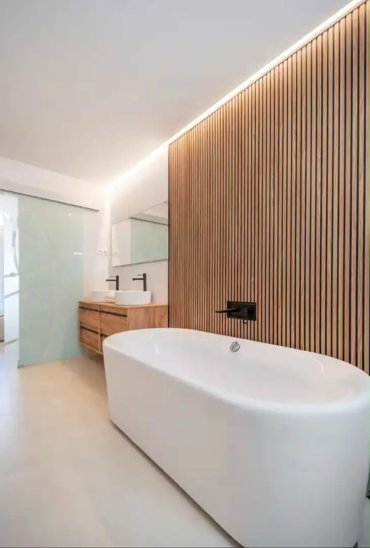 Bathroom of Attic for rent in Nueva Andalucía
