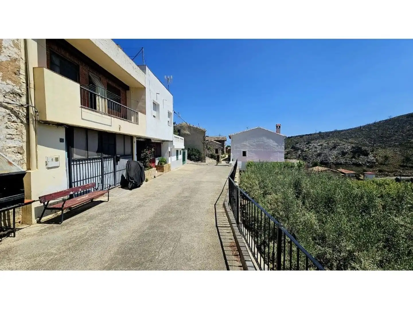 Casa rústica con terraza en venta en Bejís, imagen 27
