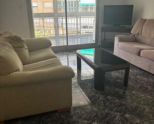 Living room of Flat to rent in  Murcia Capital  with Air Conditioner and Balcony