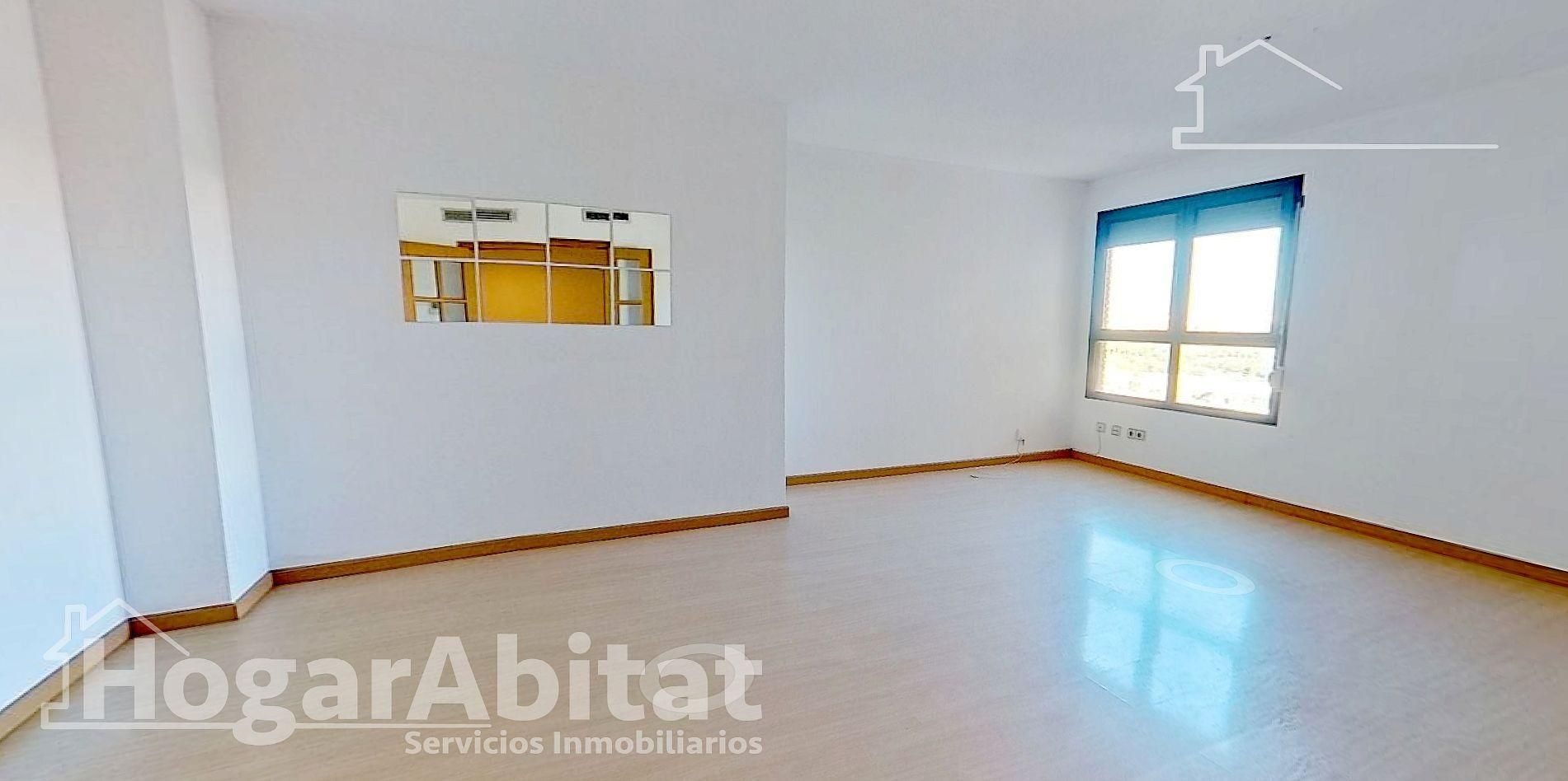 Living room of Flat for sale in  Valencia Capital  with Air Conditioner