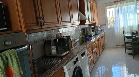 Foto 5 de Casa adosada en venda a Navalagamella, Madrid