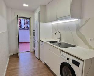 Kitchen of Flat to rent in  Zaragoza Capital  with Air Conditioner, Heating and Terrace