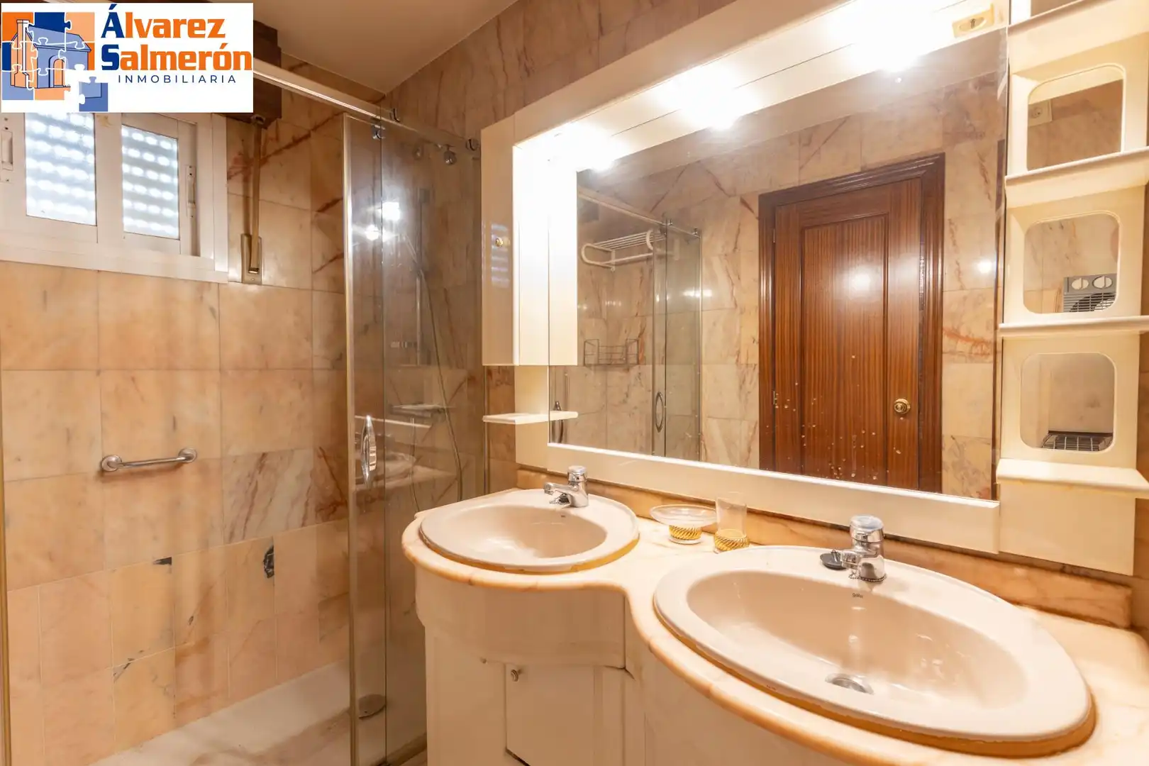 Bathroom of Detached homes for sale in Granada  with Heating, Terrace and Storage room