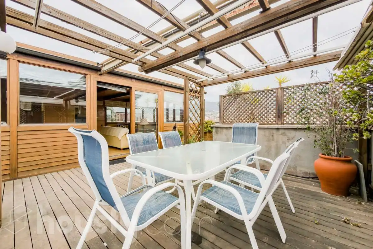 Terraza de Piso en venta en Barcelona con Aire acondicionado, Calefacción y Jardín privado