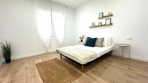 Foto 5 de Piso en venta en Parque Victoria Eugenia, Málaga