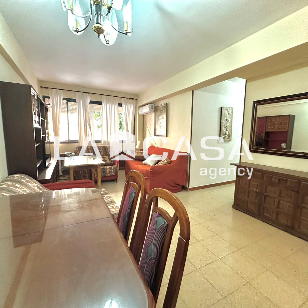 Flat for sale in  Sevilla Capital