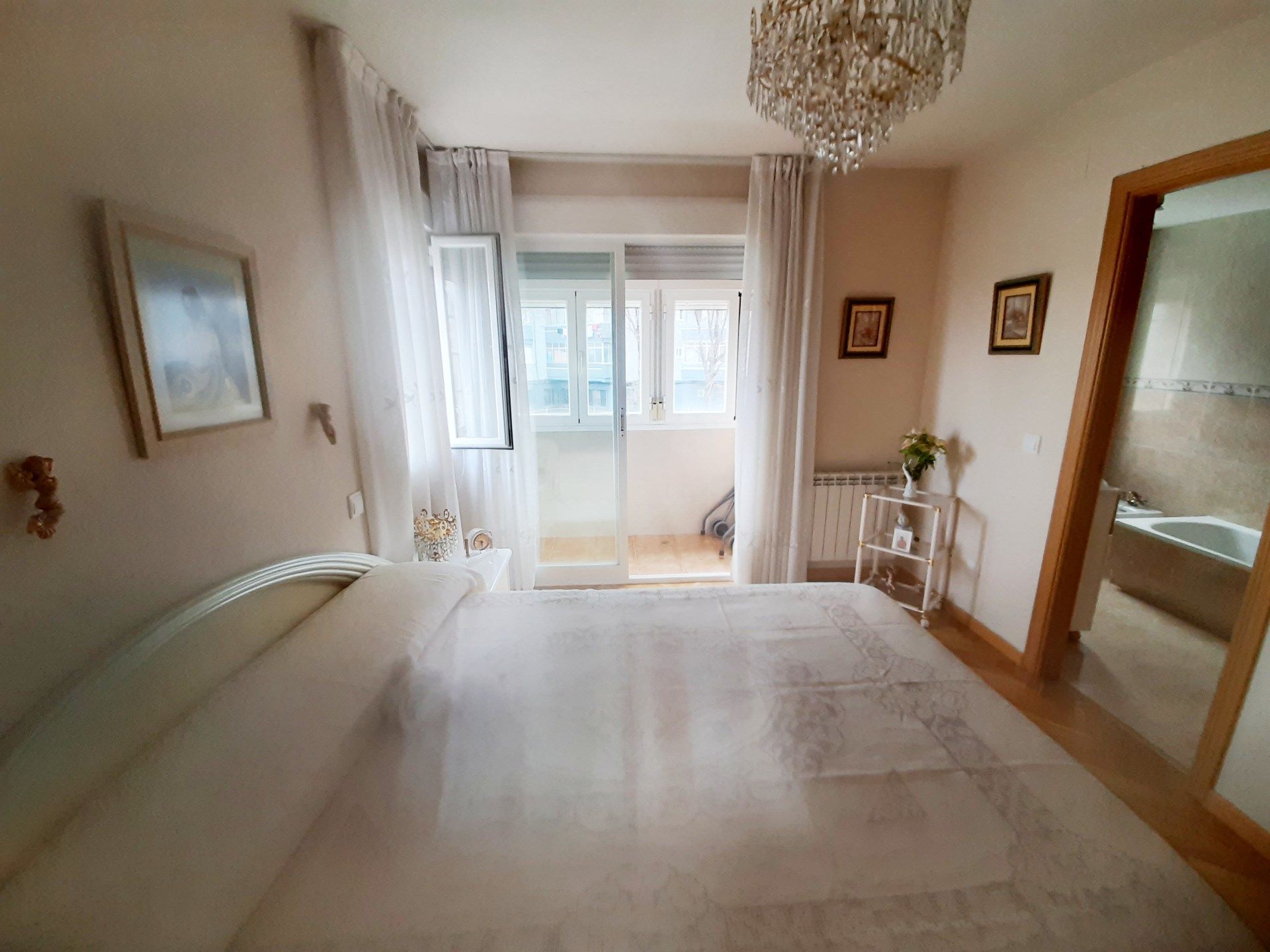 Bedroom of Flat to rent in Parla  with Air Conditioner, Heating and Parquet flooring