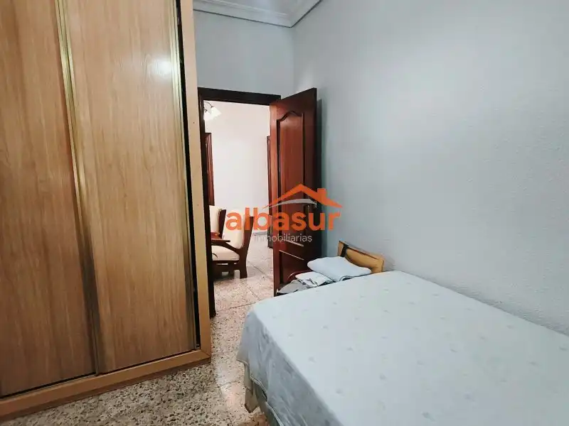 Habitación de Casa o chalet en venta en Córdoba con Terraza, Amueblado y Horno