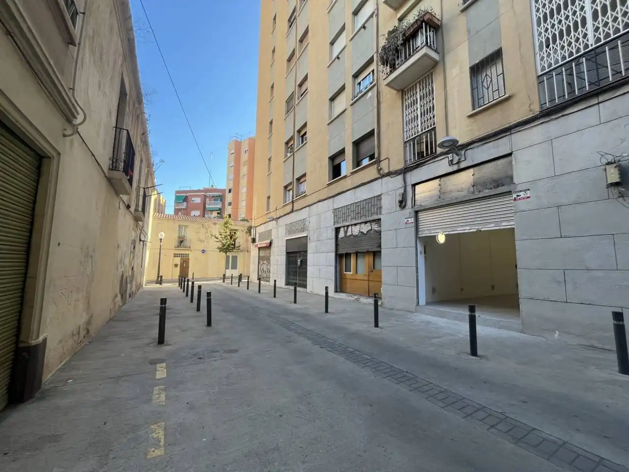 Vista exterior de Local de alquiler en Barcelona con Alarma