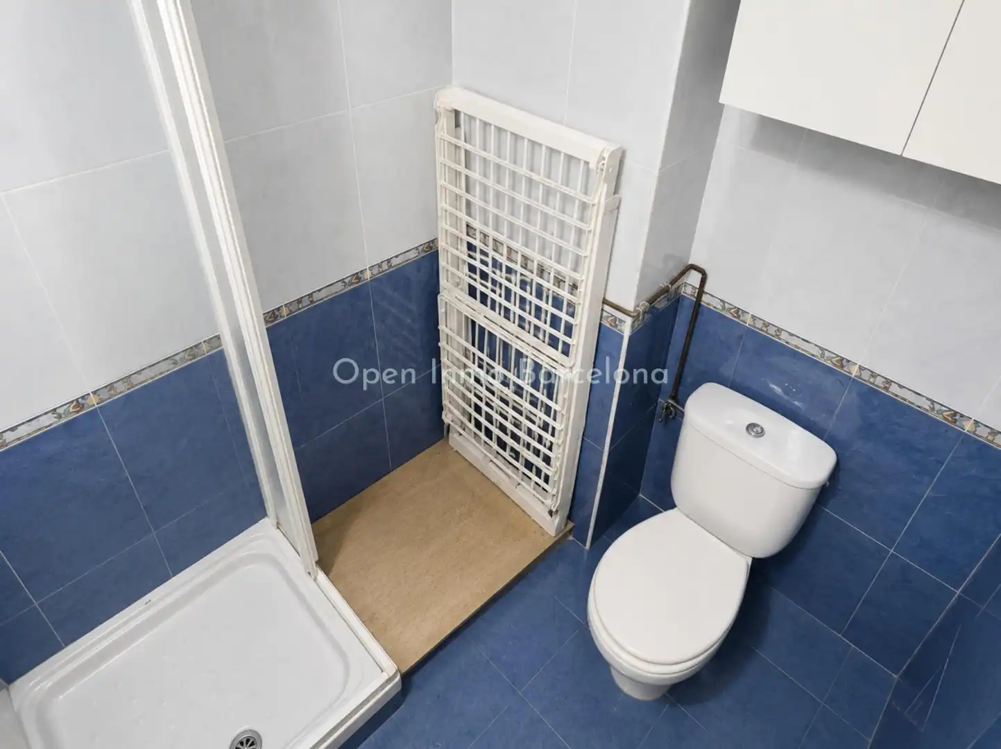 Bathroom of Flat for sale in Vilanova i la Geltrú  with Air Conditioner and Heating
