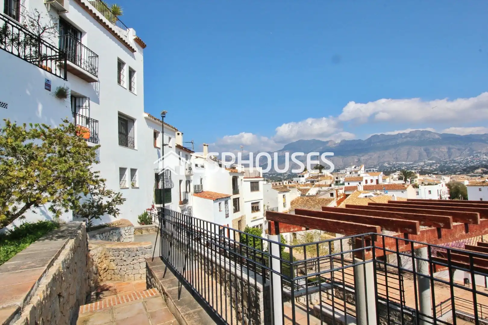 Country homes for sale in Altea ciudad