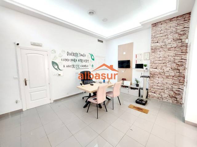 Local comercial en Venta en Calle Hermano Juan Fernández, 25 en Fátima - Levante