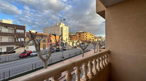 Foto 3 de Pis en venda a El Pinós / Pinoso, Alicante