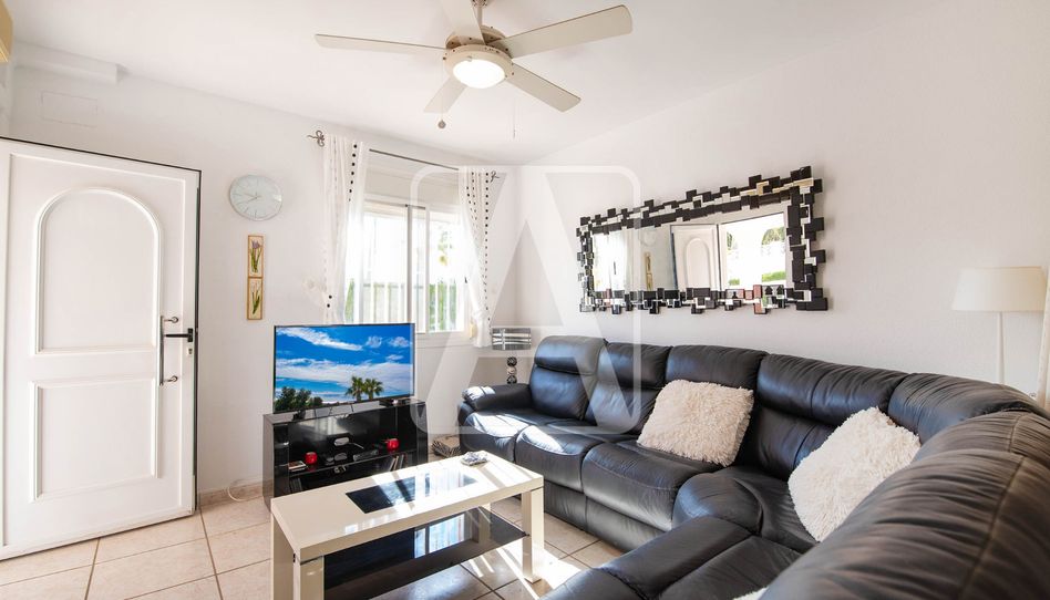 Casa adosada en venta en Marisol Park - Ortembach - Los Almendros - 4
