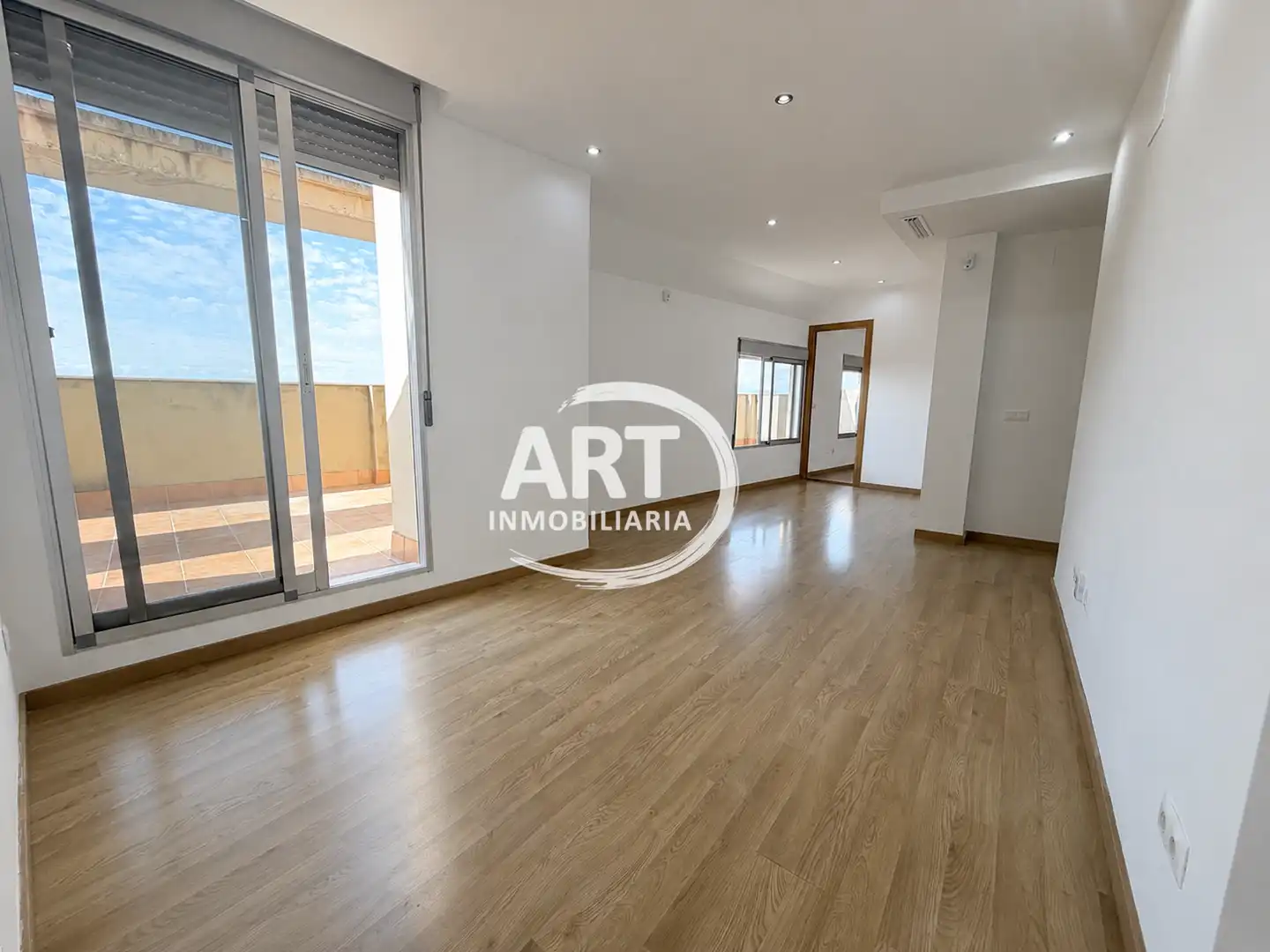 Sala de estar de Ático en venta en Paterna con Aire acondicionado, Calefacción y Terraza