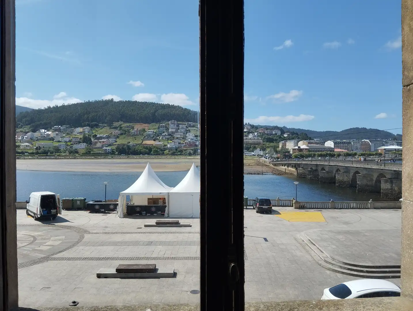 Pis amb terrassa en venda a Viveiro