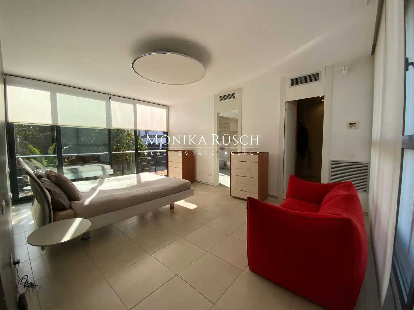 Dormitori de Casa o xalet en venda en Sant Cugat del Vallès amb Aire condicionat, Calefacció i Jardí privat