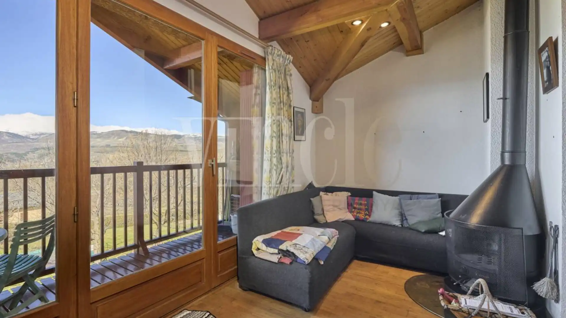 Dormitori de Apartament en venda en Sainte - Léocadie amb Calefacció, Parquet i Terrassa