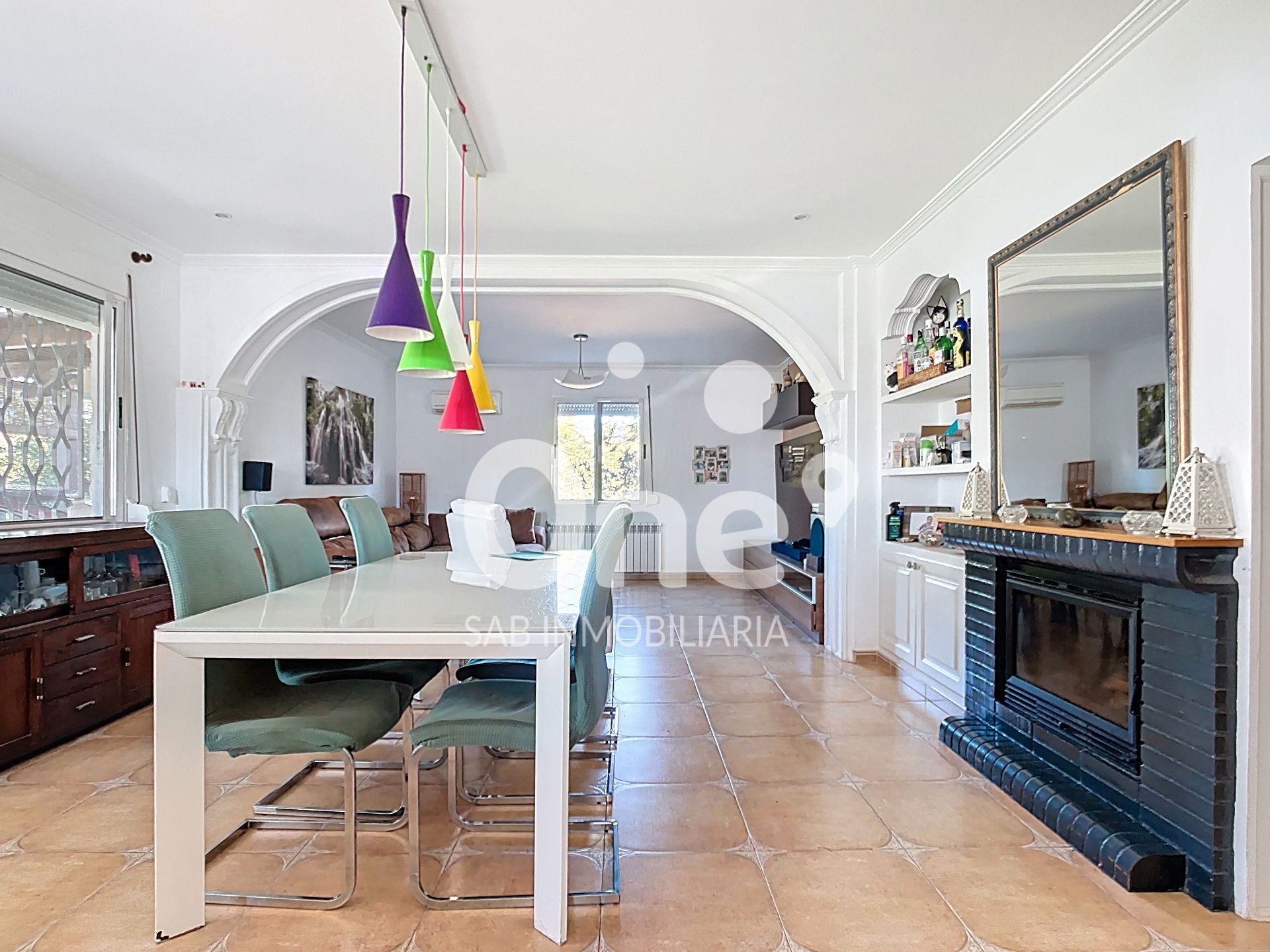 Menjador de Casa o xalet en venda en Llíria amb Aire condicionat, Calefacció i Jardí privat