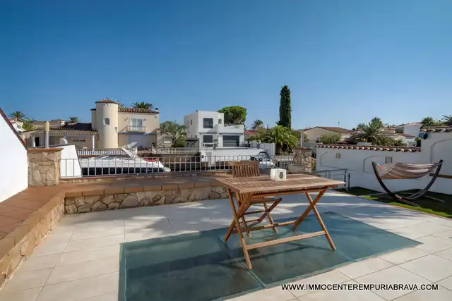 Terrace of Houses for sale in Empuriabrava  with Air Conditioner, Heating and Private garden