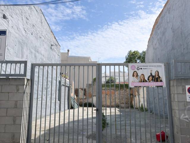 Terreno residencial en Venta en Carrer Carrer Princesa en Sota el Cami Ral