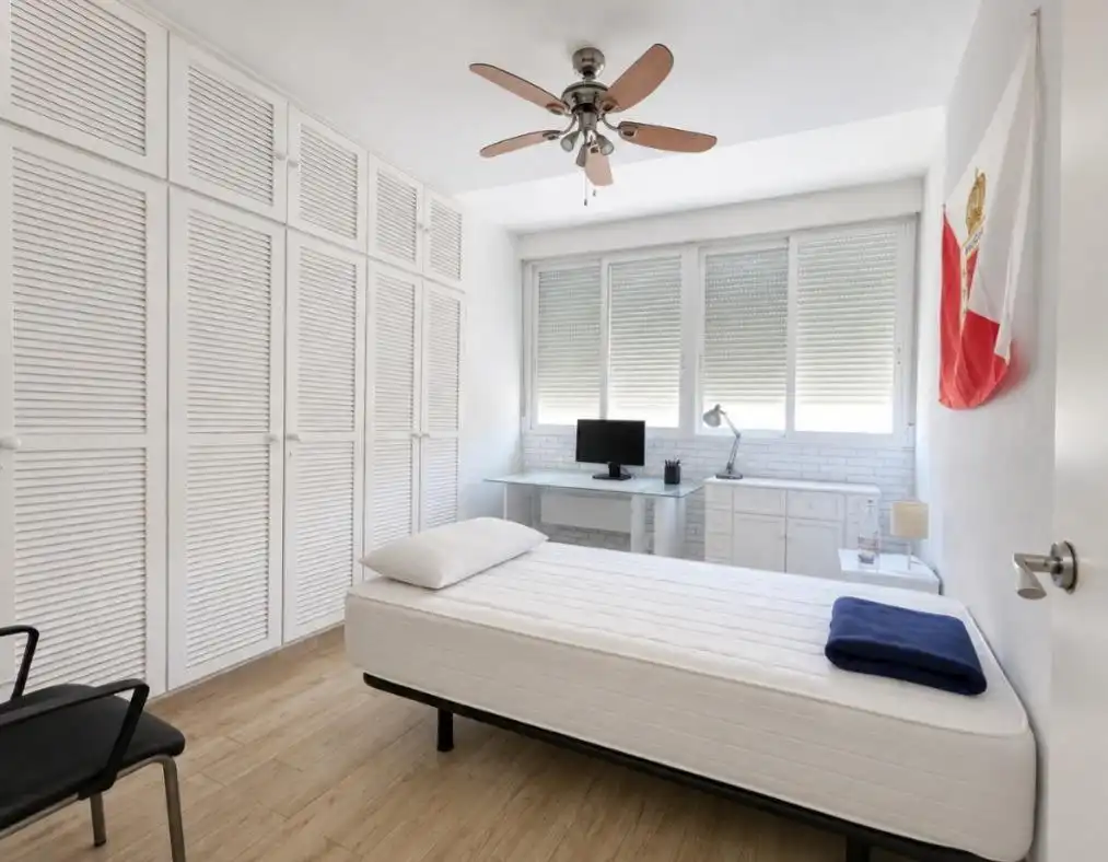 Habitación de Piso de alquiler en Cartagena con Terraza, Amueblado y Balcón