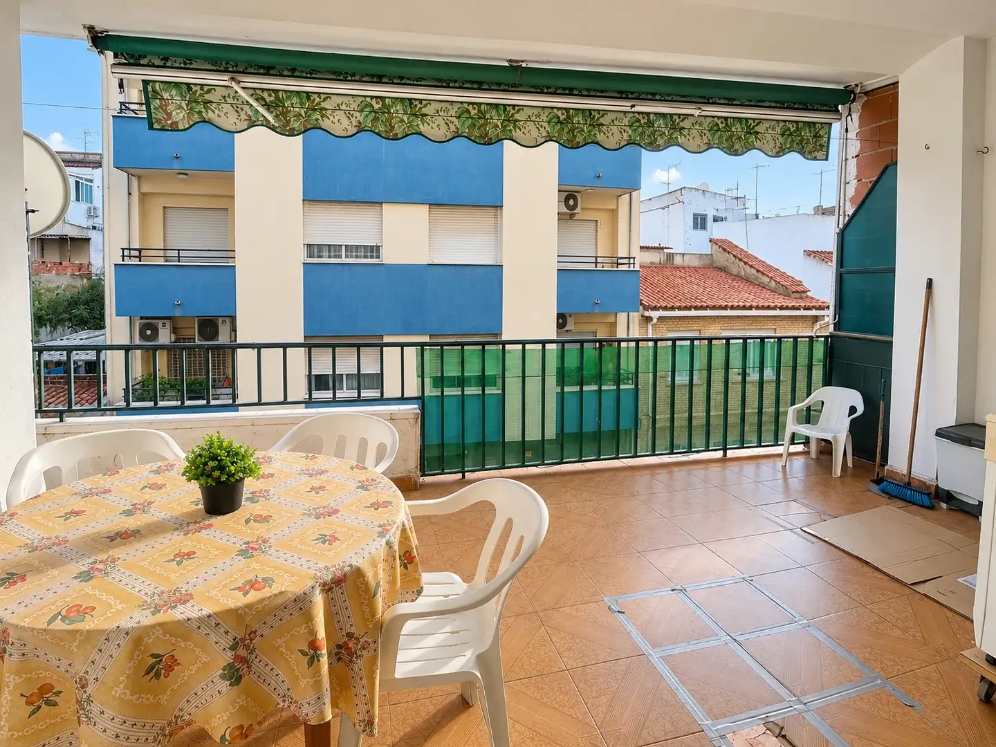 Terrace of Flat for sale in Sagunto / Sagunt  with Terrace, Furnished and Oven