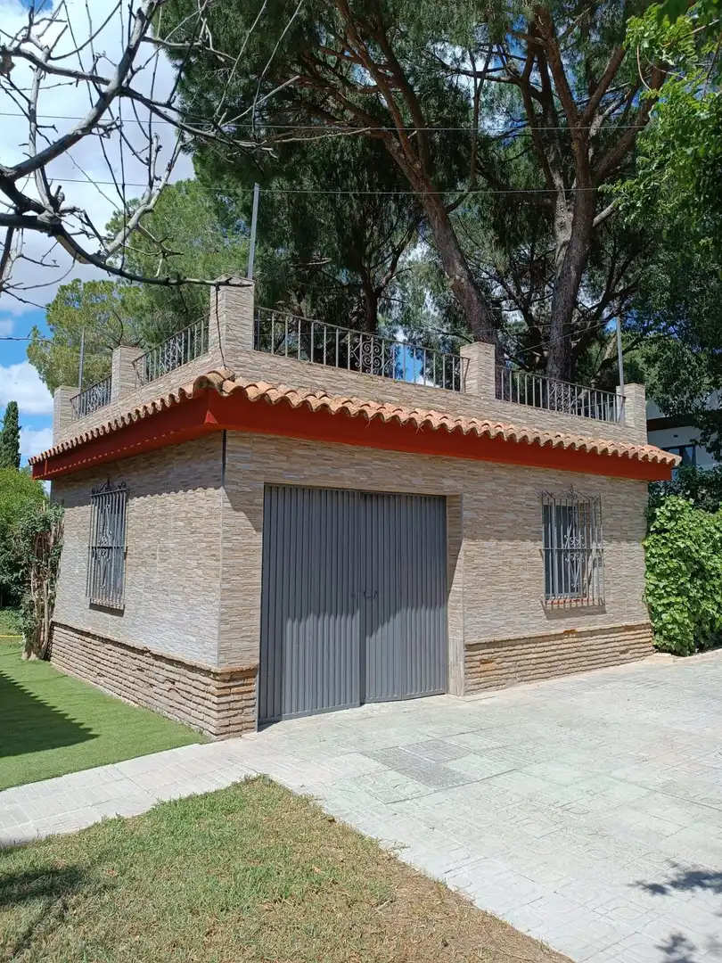 Chalet con piscina en venta en Carmona, imagen 12