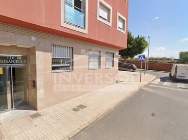 Pis amb ascensor en venda a Calle Navarra