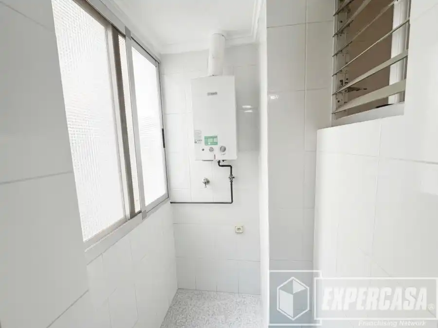Bany de Pis en venda en Valencia