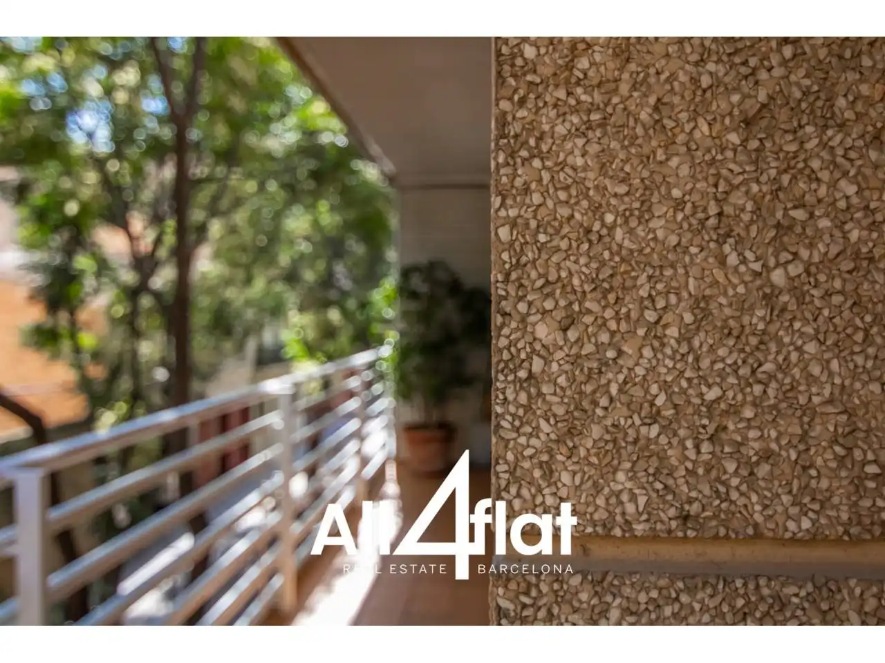 Balcony of Duplexes for rent in Barcelona  with Air Conditioner, Heating and Terrace