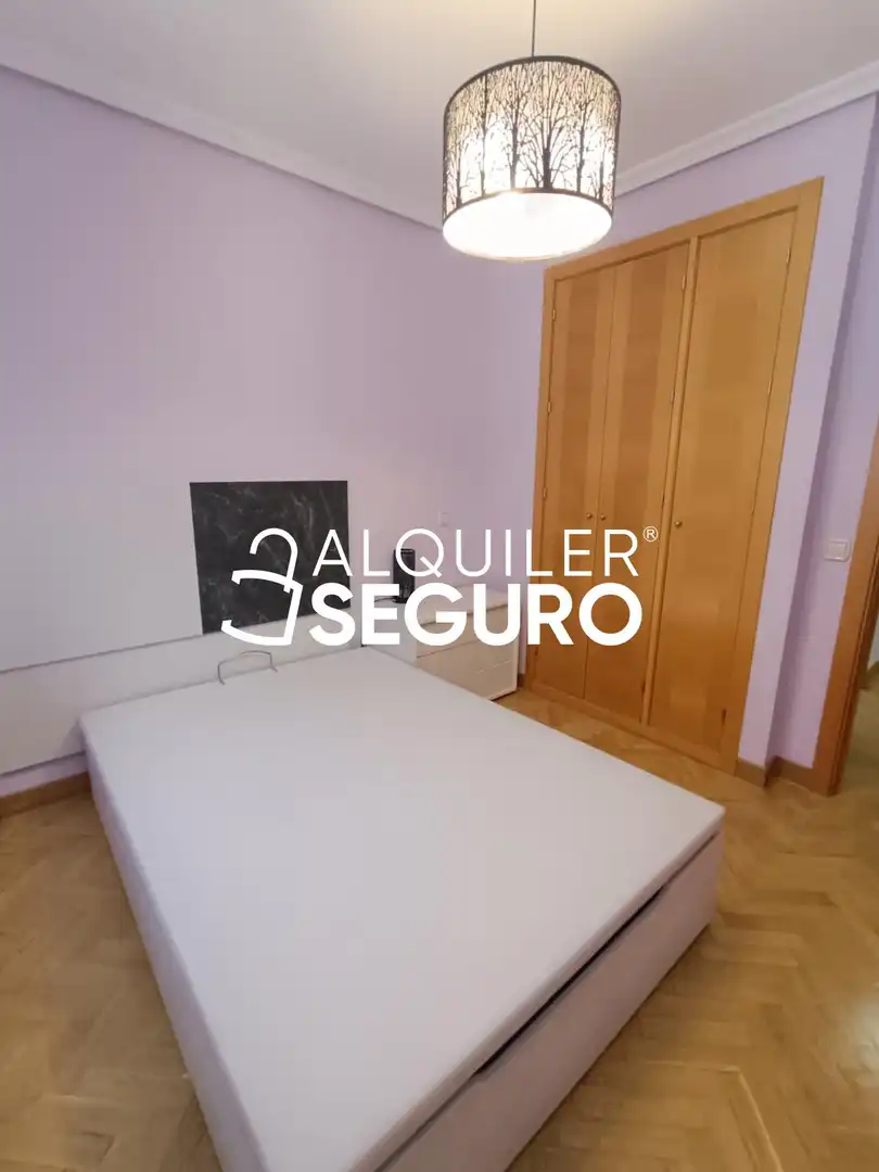 Schlafzimmer von Wohnung zur Miete in Ciempozuelos mit Klimaanlage, Heizung und Abstellraum