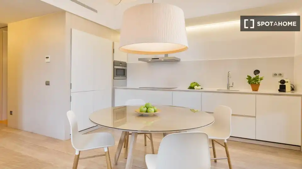 Flat with terrace to rent in Ciutat Vella, imagen 8