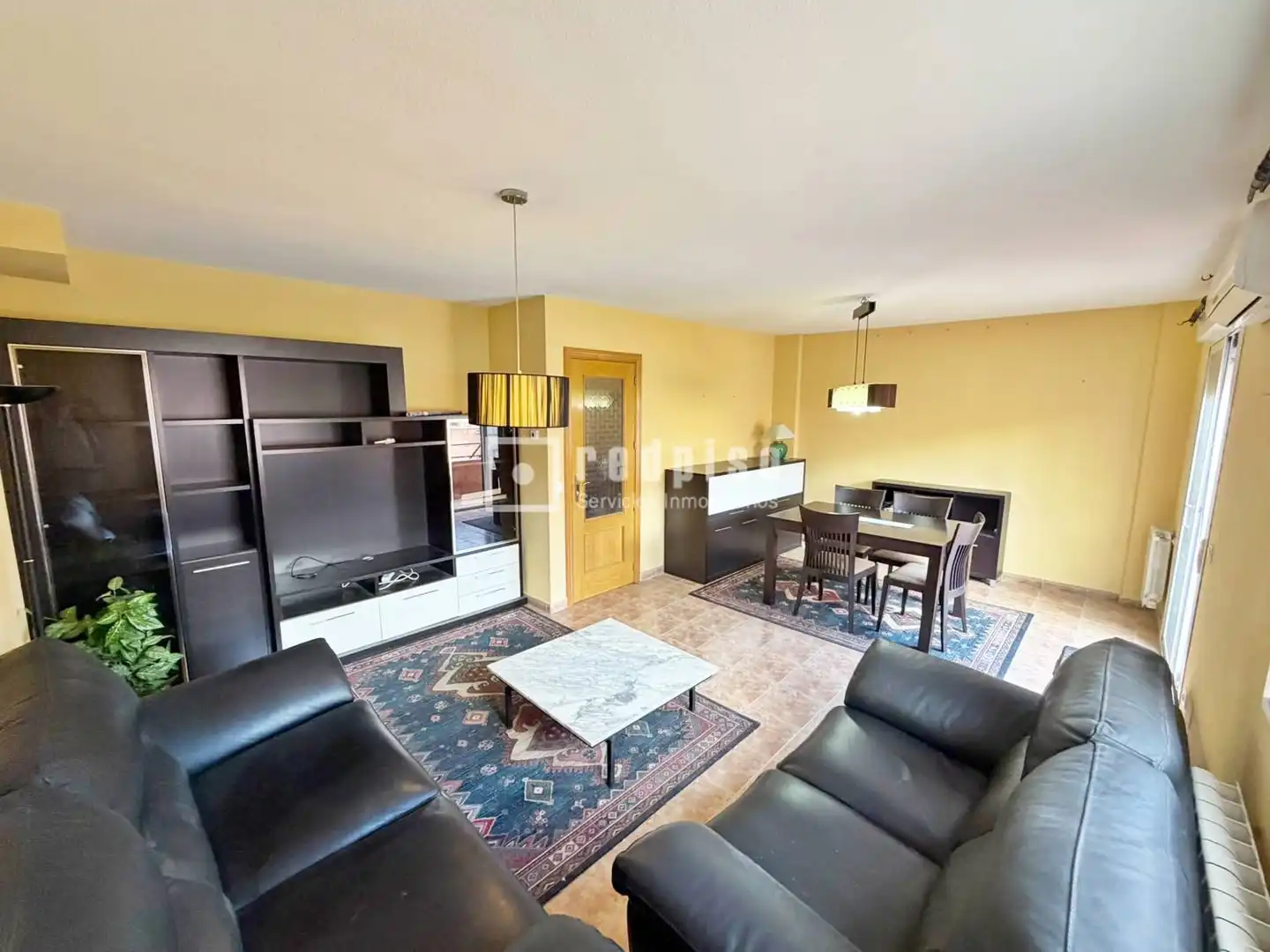 Sala d'estar de Casa o xalet en venda en Alovera amb Aire condicionat, Calefacció i Jardí privat