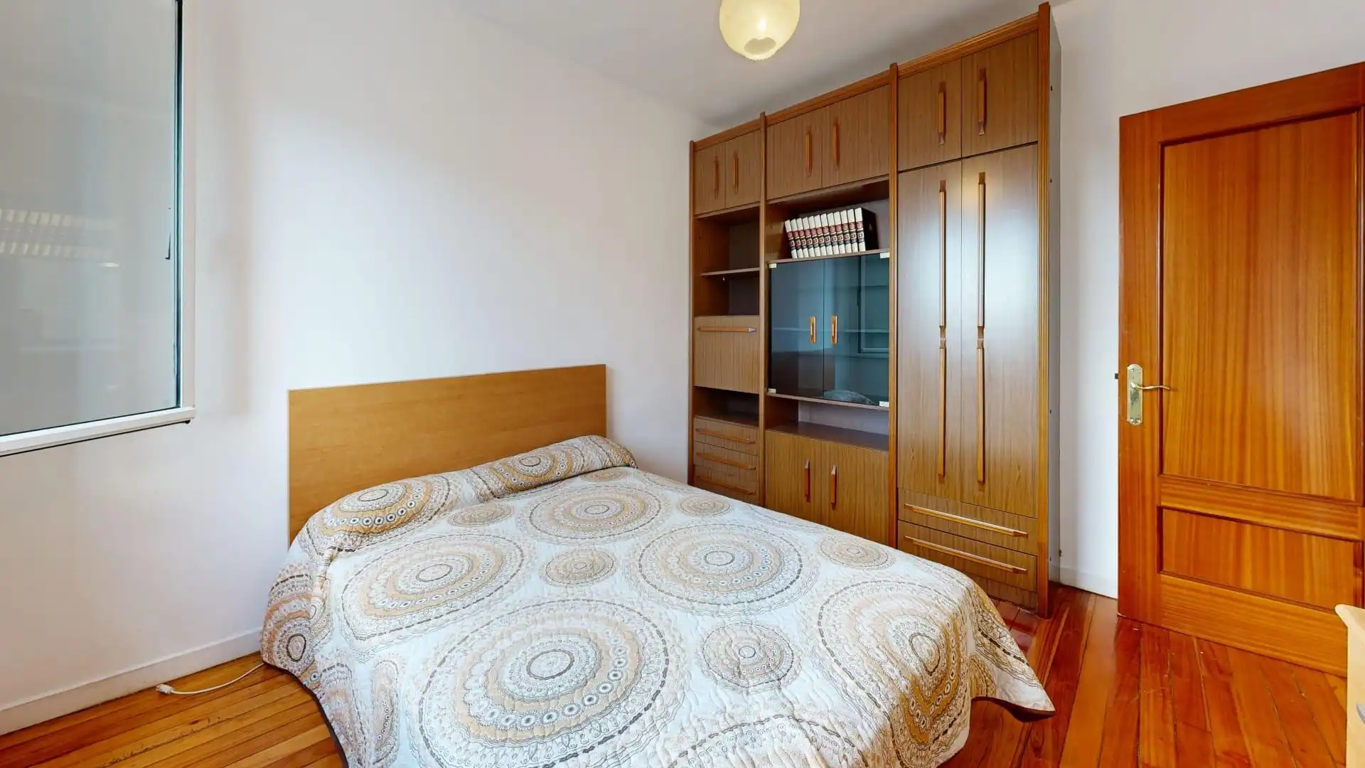 Schlafzimmer von Wohnung zur Miete in Donostia - San Sebastián 