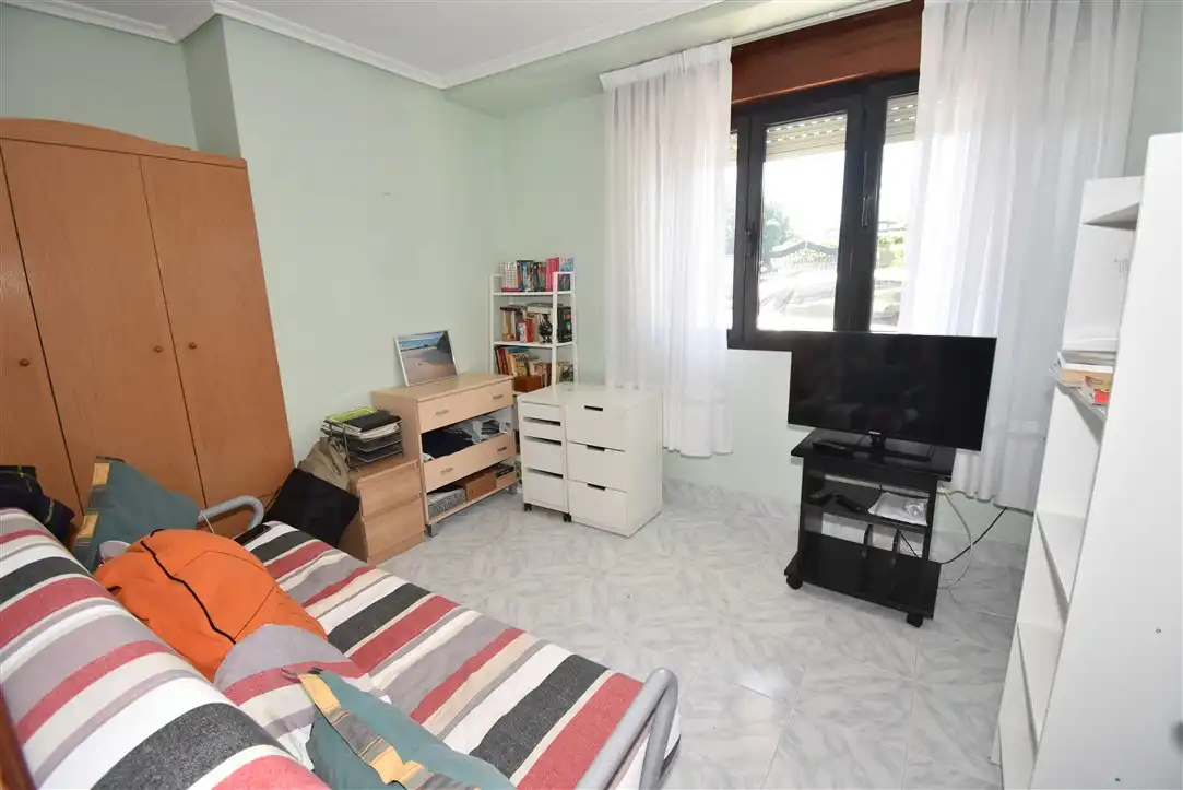 Bedroom of Houses for sale in Argoños   with Heating, Private garden and Terrace