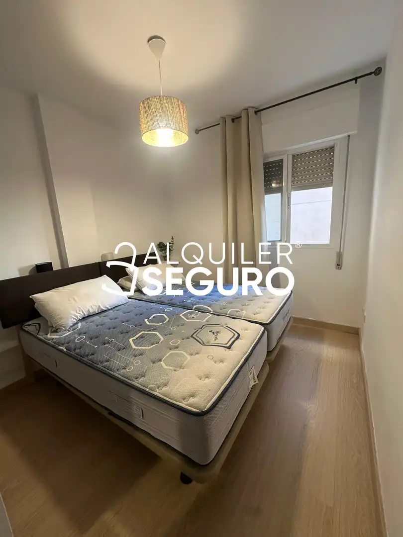 Schlafzimmer von Wohnung zur Miete in Málaga mit Klimaanlage und Möbliert