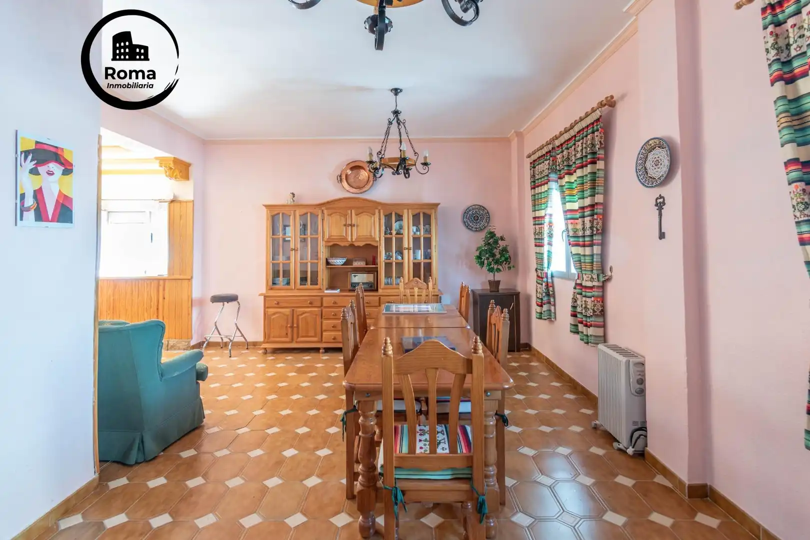 Casa aparellada amb terrassa en venda a Jun, imagen 55